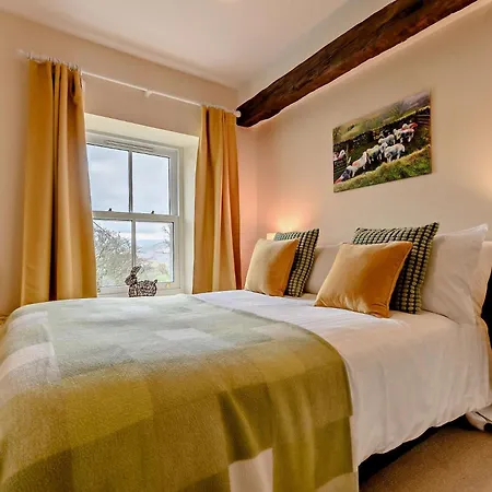 4 Bed In Matterdale Sz367 Holiday home *