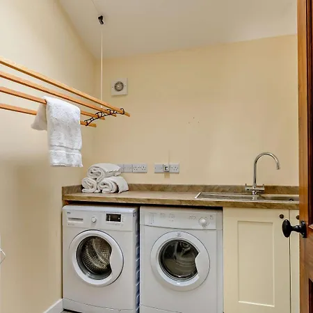 בית נופש 4 Bed In Penrith Oc-sz367 Dockray